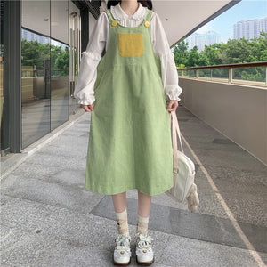 Long Green Dress with Square Collar in Corduroy Fabric with Yellow Pocket