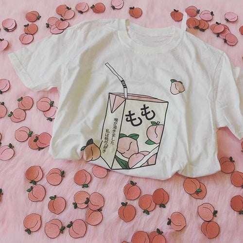 Peach Juice Japanses Aesthetic Grunge T-Shirt